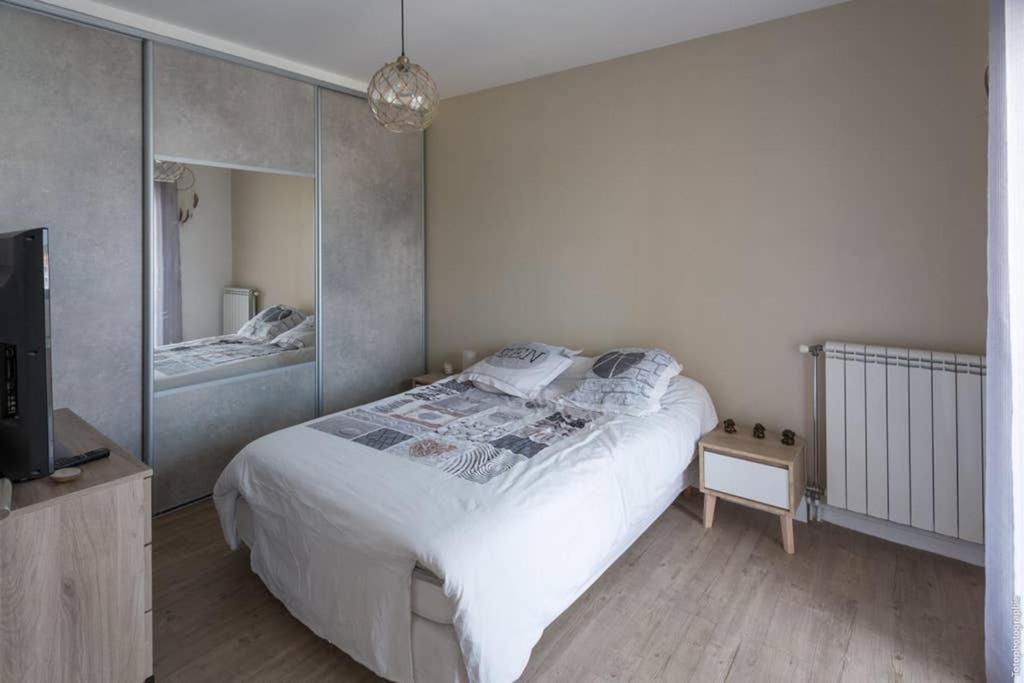 Appartement T2 Proche Centre Ville Истр Экстерьер фото
