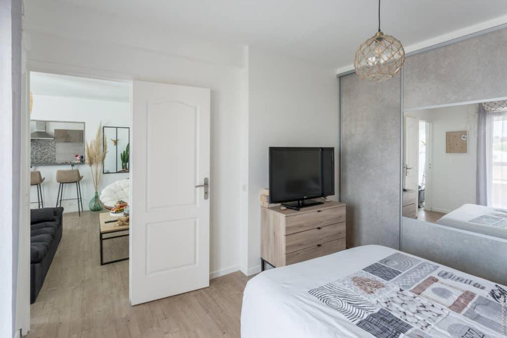 Appartement T2 Proche Centre Ville Истр Экстерьер фото